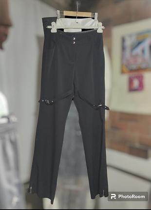 Стильные актуальные брюки под off white apart