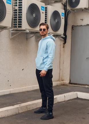 Чоловічий теплий зимовий комплект блакитна худі чорні штани5 фото