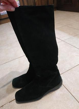 Замшеві демі чоботи квадрадний носок gabor