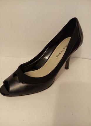 Лодочки туфли лак кожа открытый мыс шпилька по стельке 26,5