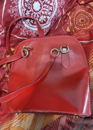 Каркасна містка червона сумка з середніми ручками червона шкіряна італія6 фото