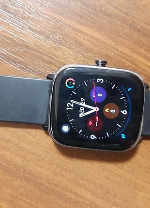 Продам свій смарт годинник amazfit модель а2018