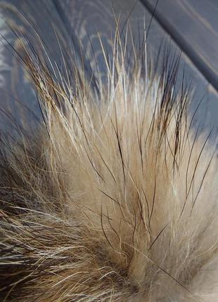 Женская черная шапка, бумбончик натуральный мех.