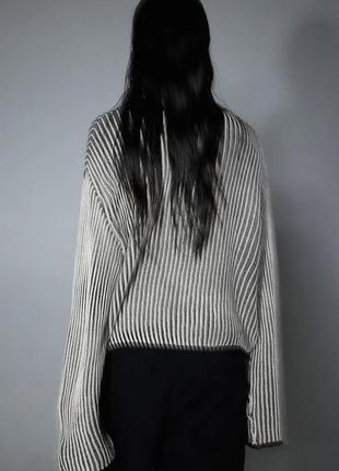 Светр з широким рукавом світер в смужку вязаний светр divided h&m полосатый свитер трендовый свитер черно-белый свиток джемпер5 фото