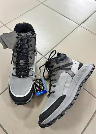 Термо кросівки clarks