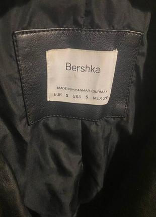 Женская кожаная куртка bershka3 фото