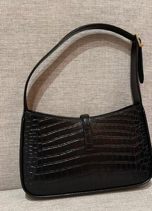 Чорна жіноча шкіряна сумка в стилі yves saint laurent ysl le 5 ↑ 7 ів сін лоран у шкірі крокодила4 фото