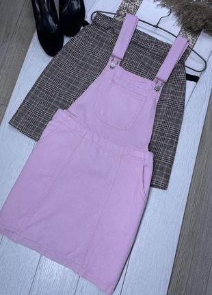 Рожева джинсова сукня m плаття комбінезон коротка сукня сарафан джинсовий