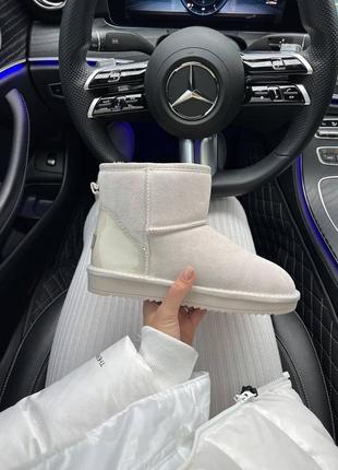 Ugg mini ❄️❄️❄️