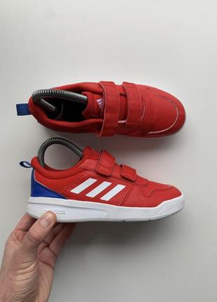 Кроссовки adidas