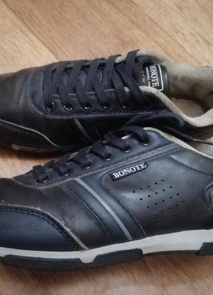 Кроссовки. кеды. bonote.