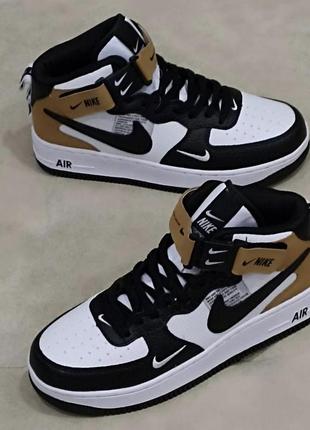 Жіночі кросівки високі nike air force 1