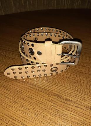 Ремень с кольцами