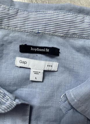Базовая голубая рубашка gap boyfriend4 фото