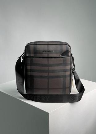 Коричнева барсетка burberry large messenger bag men crossbody shoulder bag brown1 фото