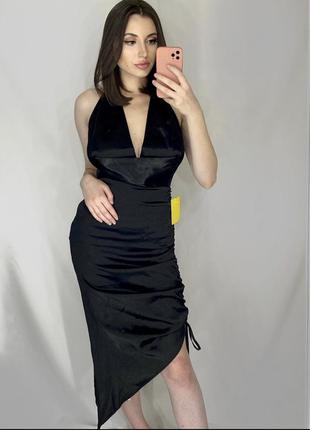 Сукня з відкритою спиною і відкритою ногою1 фото