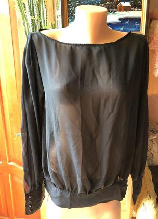 Прозора блуза