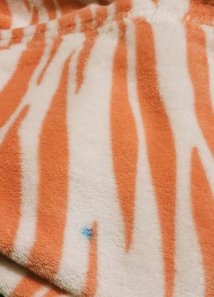 Шикарний, теплий сліп зебра. на 9-10 років9 фото