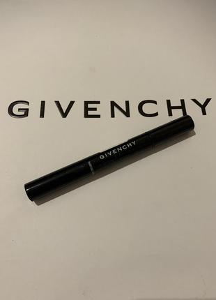 Givenchy консилер коректор 140