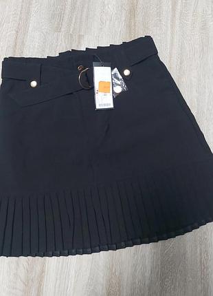 Новая стильная юбочка!
размер 10.s-m..
