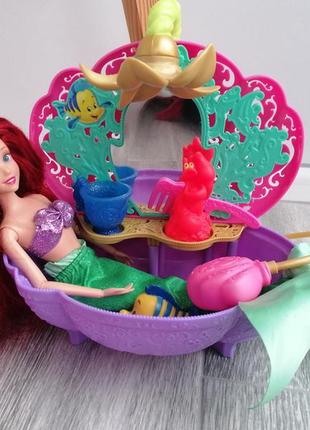 Казковий набір - русалонька арієль з власною ванною