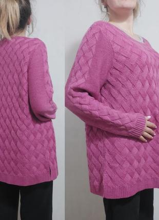 Вязаный увесистый свитер косами цвета фуксии из мериношерсти peter hahn