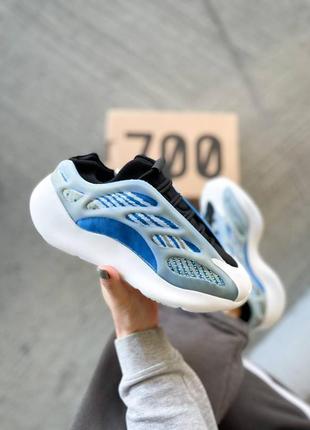 Кросівки adidas yeezy boost  700 v3 " arzareth" (преміум якість)