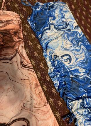 Два платья одинакового принта, резьбовых цветов3 фото