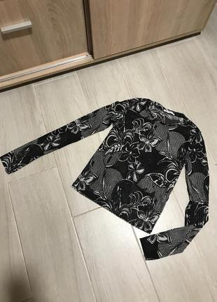 Блуза в принт від zara