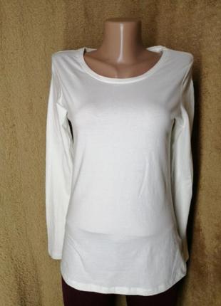 Обычная белая кофточка