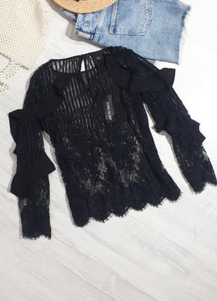 Блуза чорна мереживна. мереживна блузка від river island. блуза з рукавами-воланами6 фото