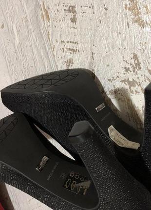 Чёрные женские туфли на устойчивом каблуке с тиснением minelli4 фото