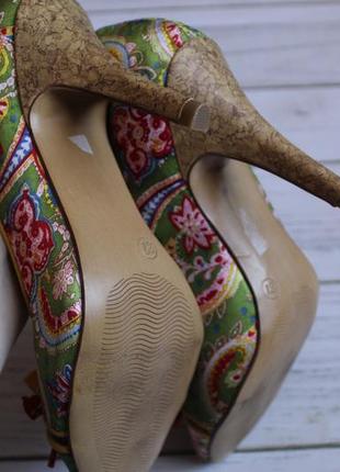 Туфли известного мирового дизайнера, на каблуке marco tozzi 375 фото