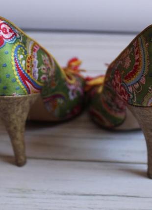 Туфли известного мирового дизайнера, на каблуке marco tozzi 377 фото