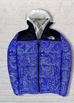 Мужская тёплая зимняя куртка tnf с узорами без капюшона синяя с чёрным