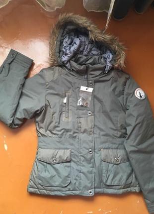 Куртка хаки с капюшоном