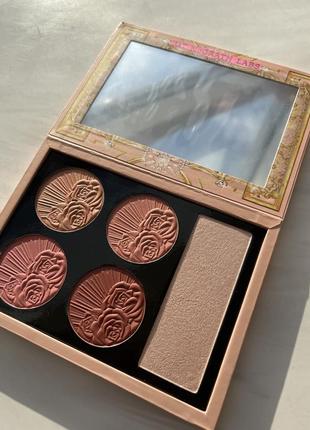 Лімітована палетка для обличчя pat mcgrath labs divine blush + glow face palette nude venus.