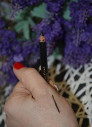 Водостойкий карандаш для глаз и губ с витамином а е davis eyeliner lipliner waterproof1 фото