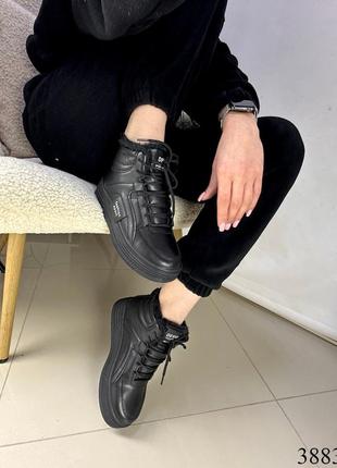 Високі кросівки хайтопи зимові жіночі чорні черевики8 фото