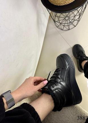 Високі кросівки хайтопи зимові жіночі чорні черевики3 фото