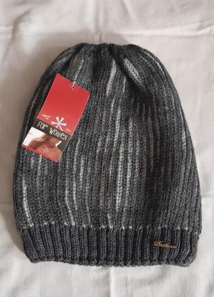 Теплая шапка на флисе