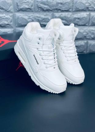 Зимние кроссовки nike air jordan 90 white cat белые с мехом найк джордан +5° -21°