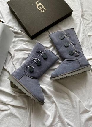 Женские зимние угги на овчине ugg baileyрдинал triplet ii dark shade замша5 фото