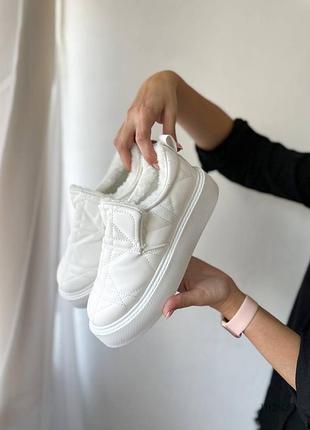 Лофери на хутрі розпродаж