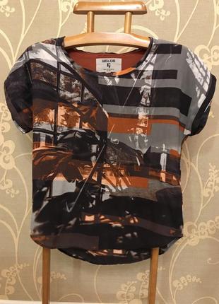 Дуже красива та стильна брендова блузка 20.