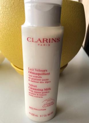 Очищающее молочко для лица clarins velvet cleansing milk, 200 мл1 фото