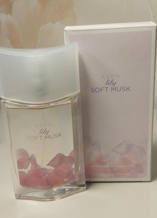 Avon lily soft musk туалетная вода для женщин 50 мл