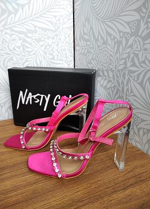 Босоножки nasty gal