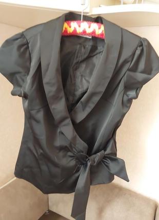 Блузка пиджак атлас на запах с.м.л.