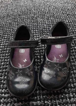 Туфлі дитячі clarks 25р.